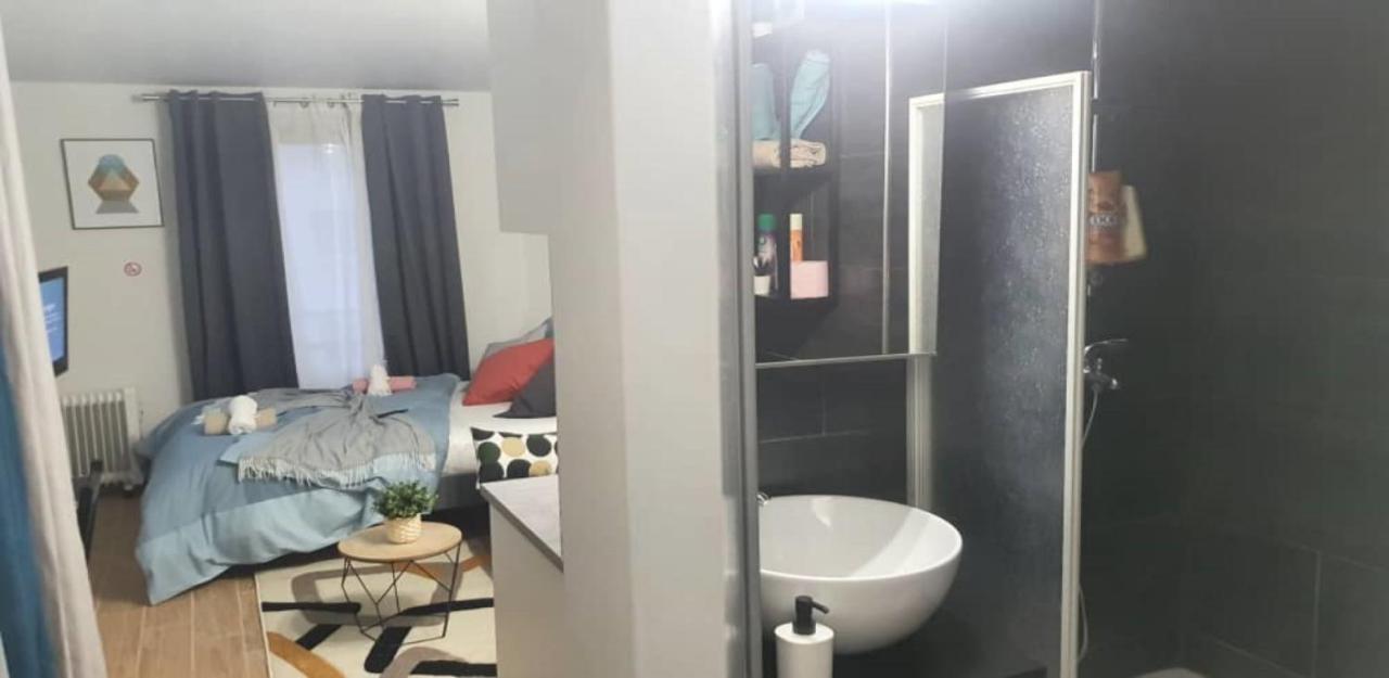 Apartment At Paris-Defense Arena Free Parking By Servallgroup Courbevoie Buitenkant foto