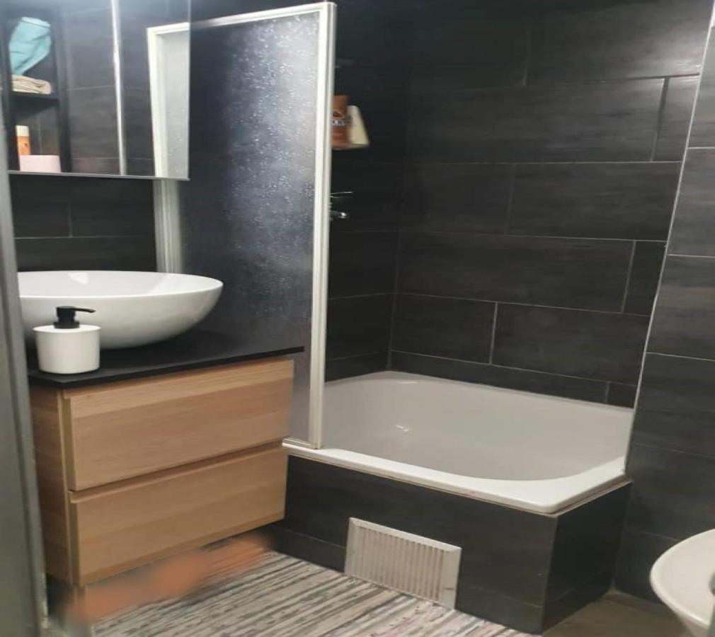 Apartment At Paris-Defense Arena Free Parking By Servallgroup Courbevoie Buitenkant foto